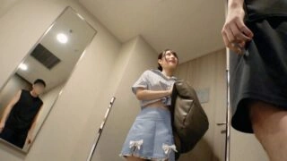 FC2-PPV-4703955 [SS-class Men's Massage] Two consecutive ejaculations on the super popular girl M-chan. The condom is removed and she is prepared to be banned from the salon for a creampie.